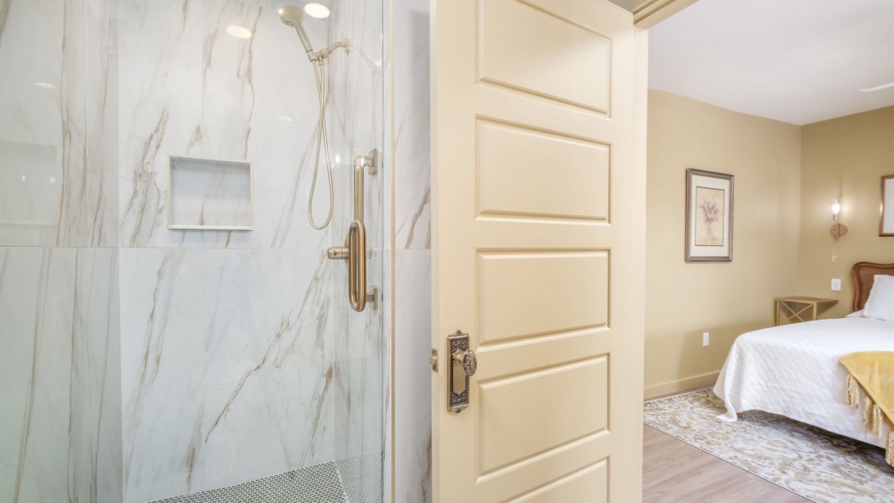 Photo of Bathroom in Cedar Key