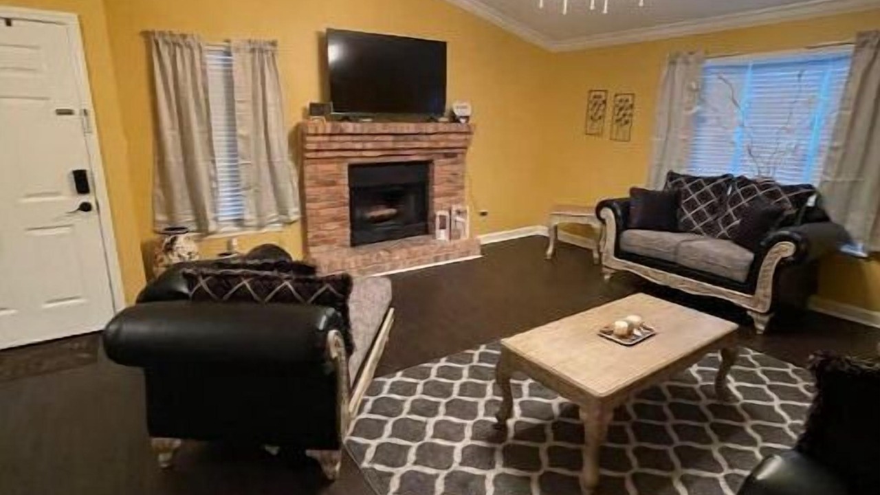 Photo of Livingroom in Valdosta