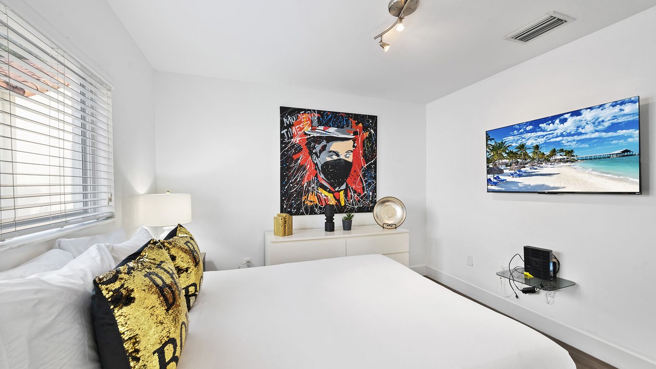 Photo of Bedroom in Venetian Islands