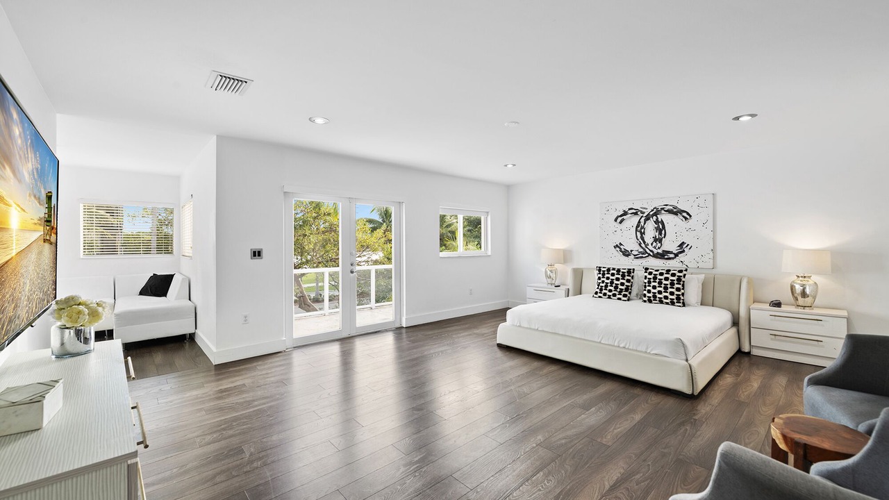 Photo of Bedroom in Venetian Islands
