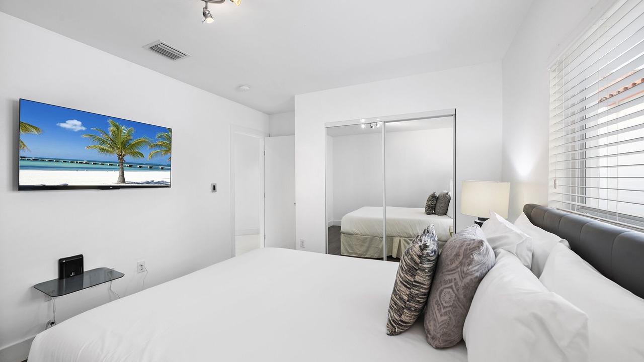 Photo of Bedroom in Venetian Islands