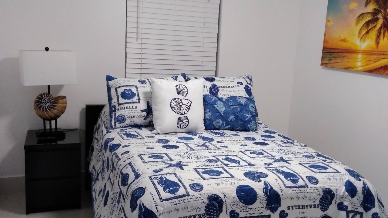 Photo of Bedroom in Marathon