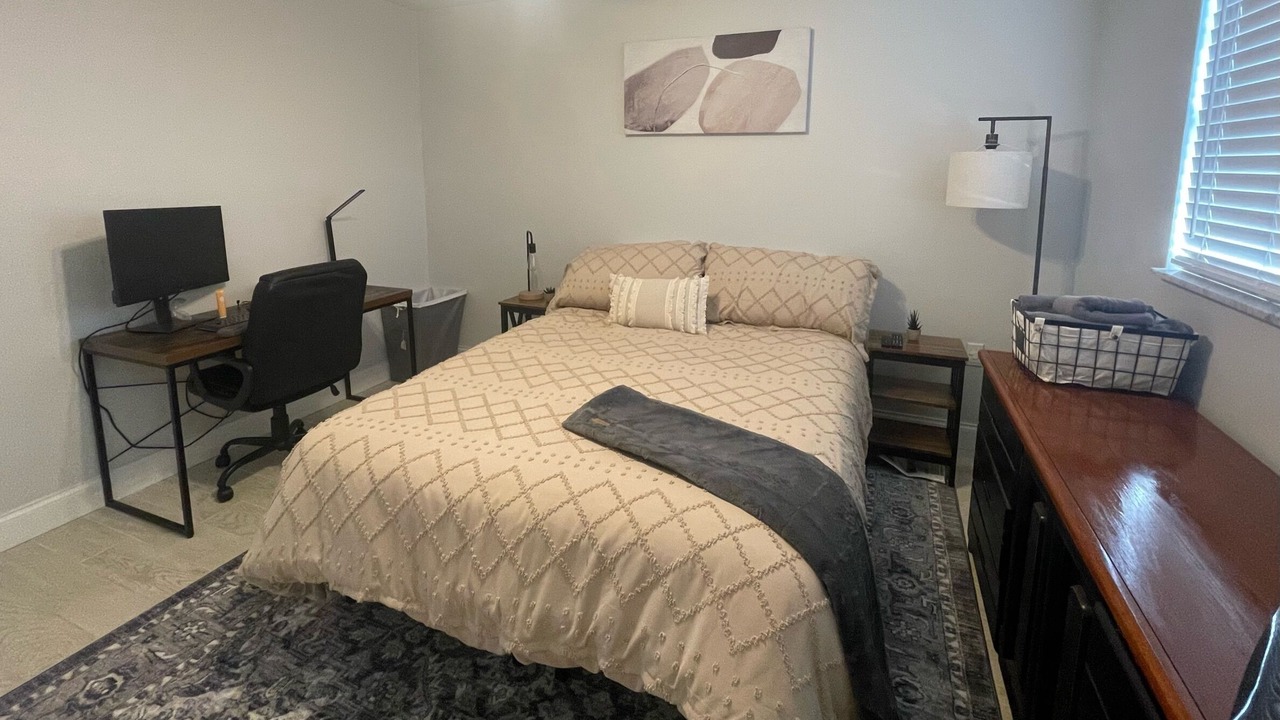 Photo of Bedroom in Florida North Atlantic Coast