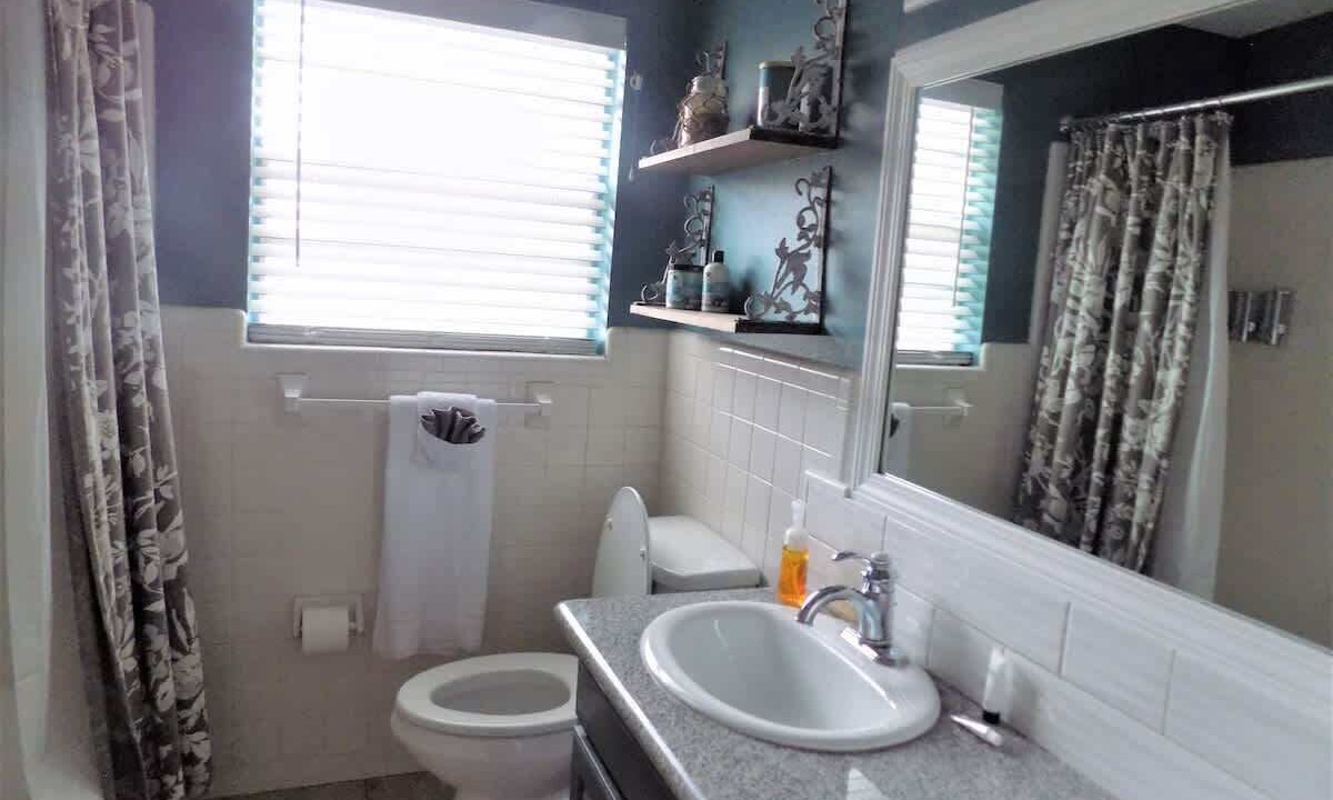 Photo of Bathroom in Northeast Pensacola