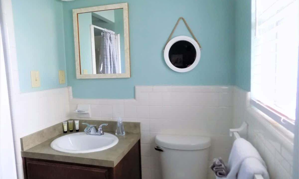Photo of Bathroom in Northeast Pensacola