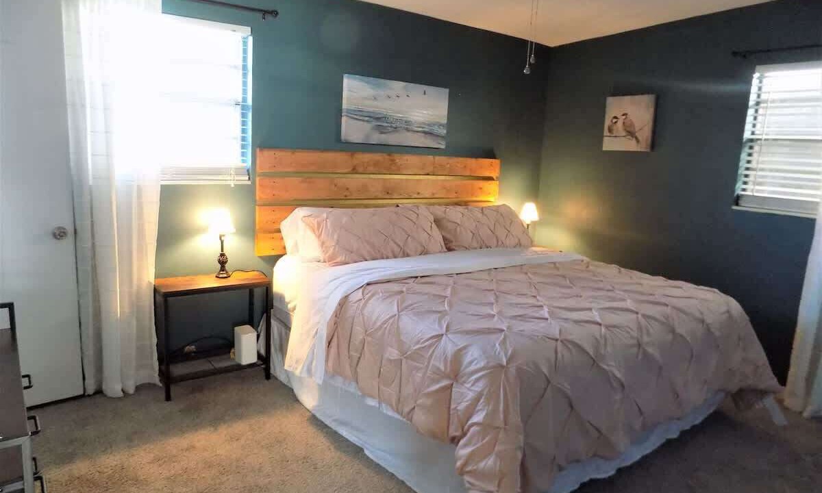 Photo of Bedroom in Northeast Pensacola
