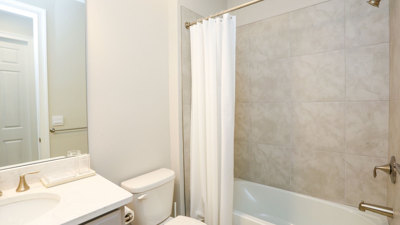 Photo of Bathroom in Naples