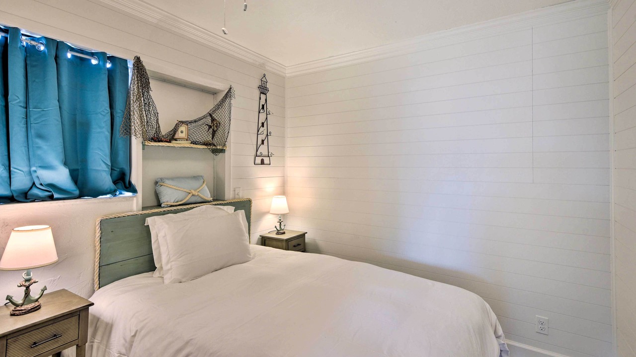 Photo of Bedroom in Neptune