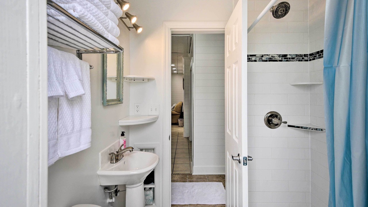 Photo of Bathroom in Neptune