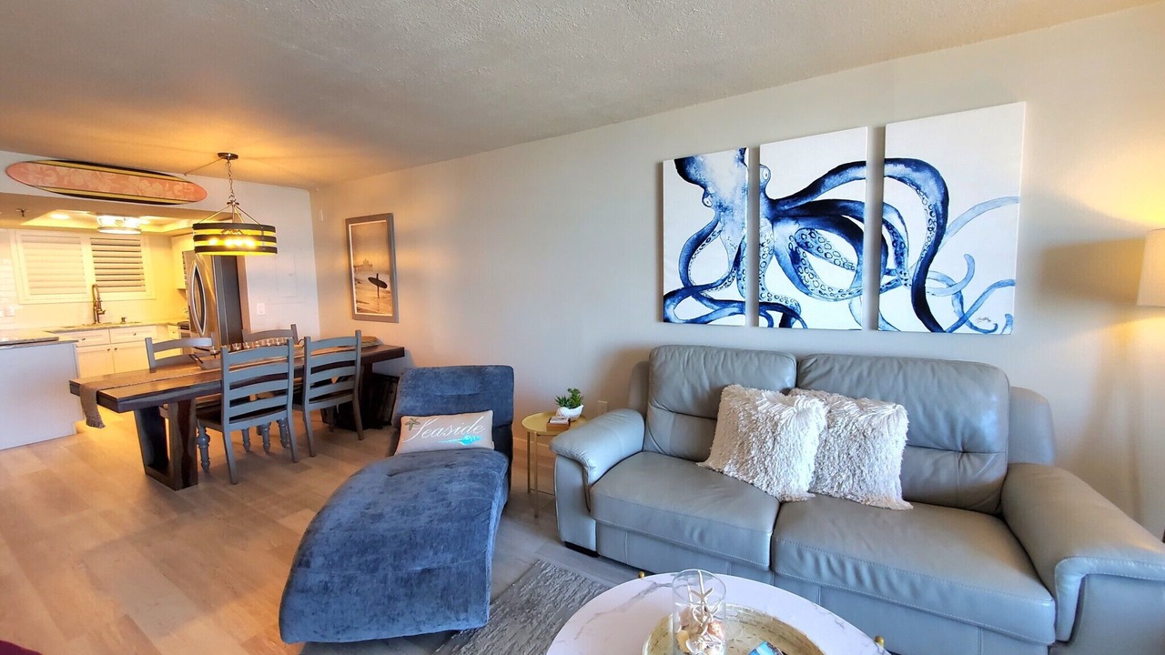 Photo of Livingroom in New Smyrna Beach