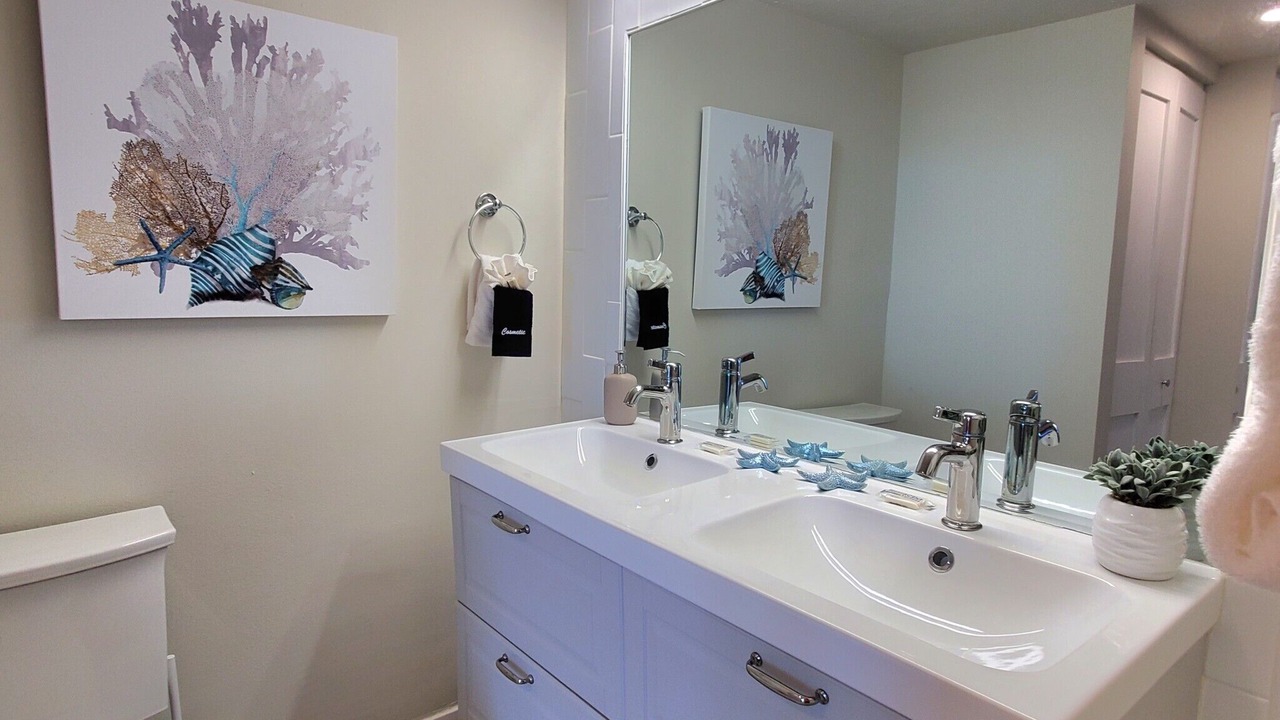 Photo of Bathroom in New Smyrna Beach