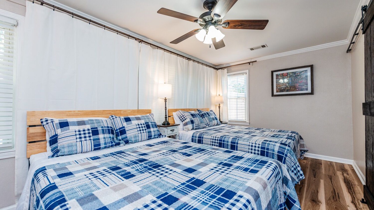 Photo of Bedroom in Perry