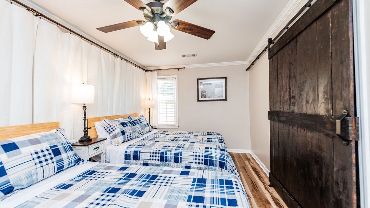 Photo of Bedroom in Perry