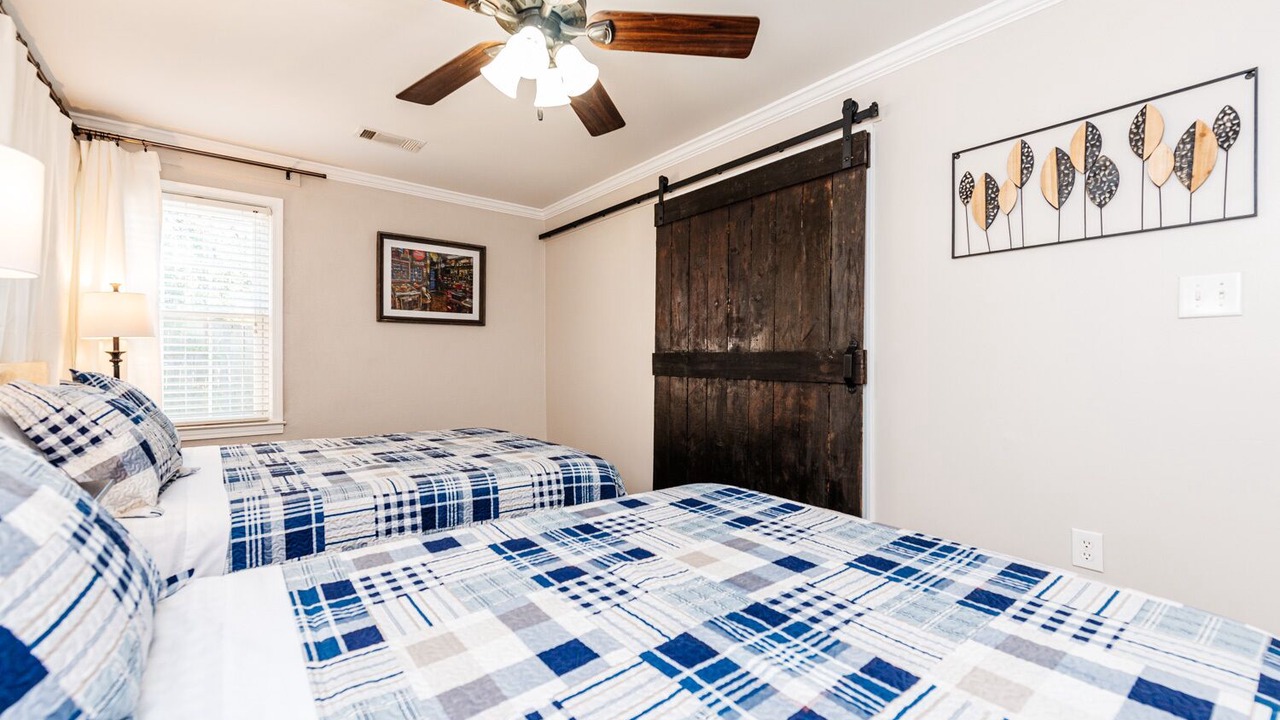 Photo of Bedroom in Perry