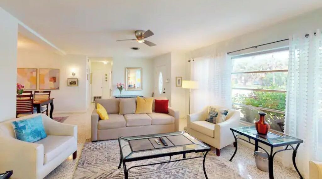 Photo of Livingroom in Clearwater
