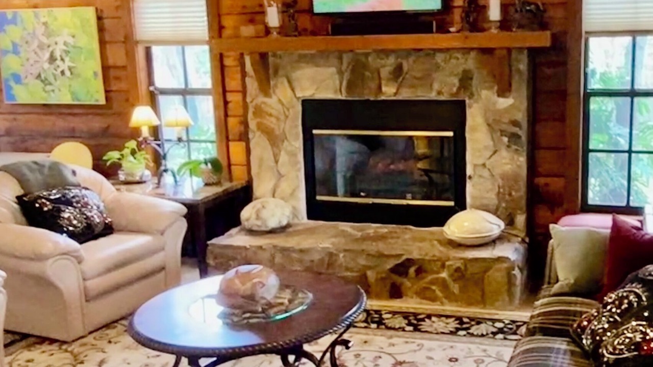 Photo of Livingroom in Boyette