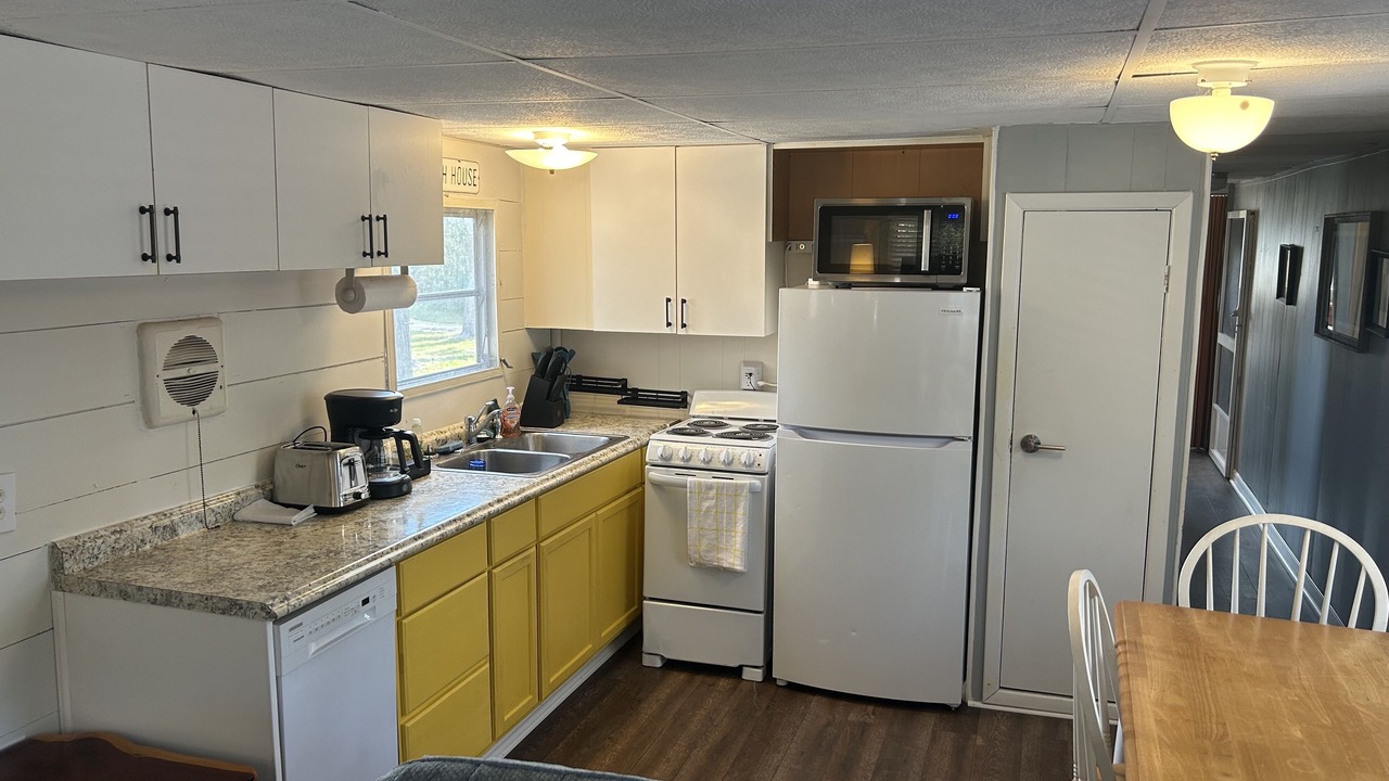 Photo of Kitchen in Crystal River