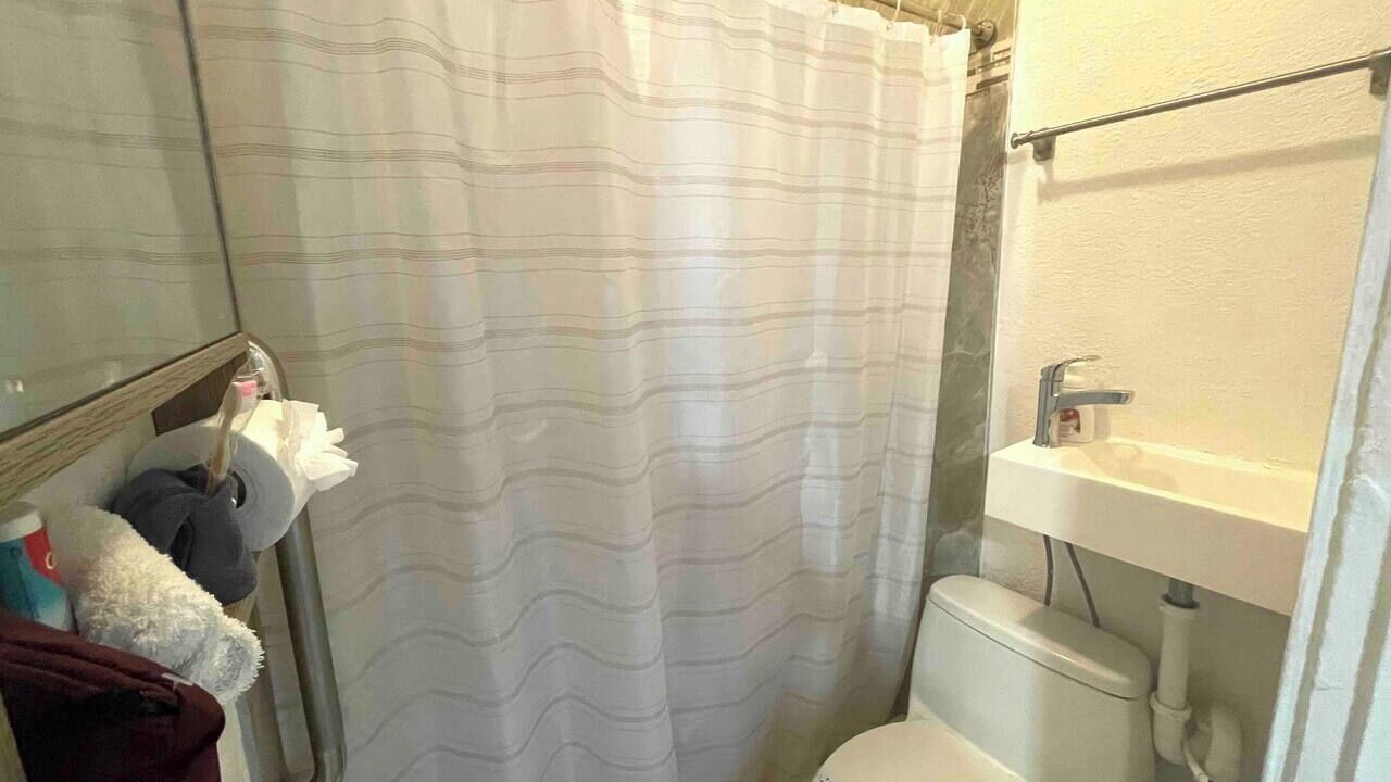 Photo of Bathroom in Coral Way