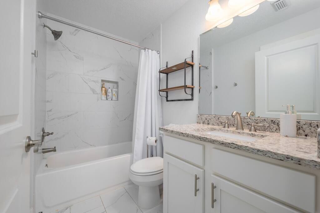 Photo of Bathroom in Atlantic Shores
