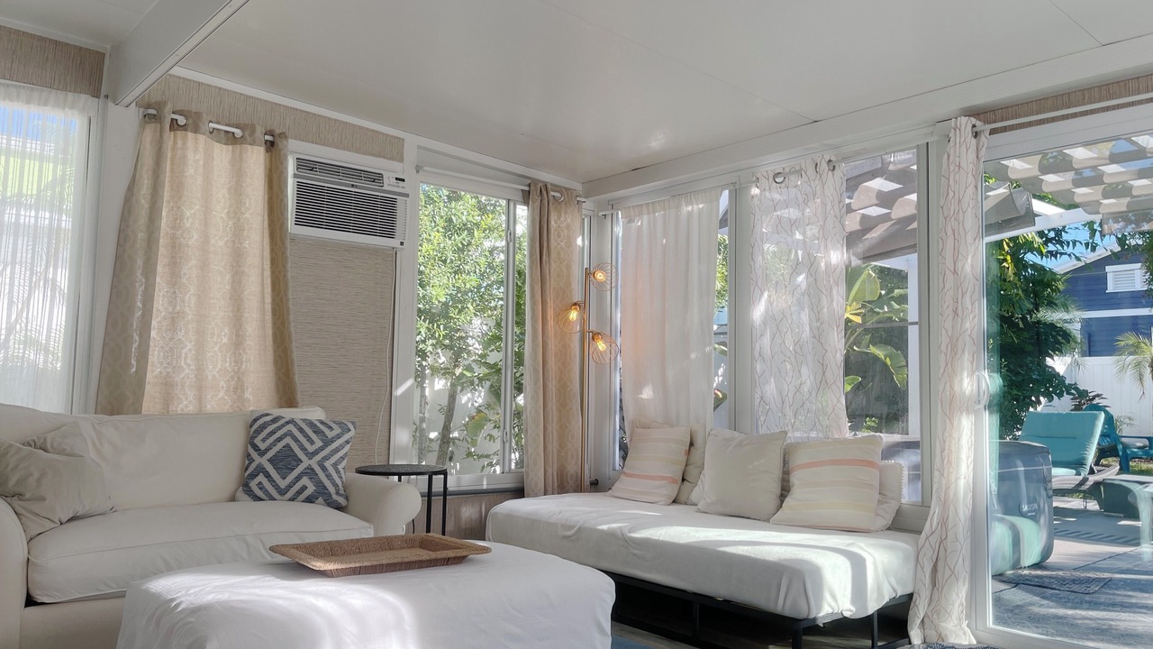 Photo of Livingroom in River District