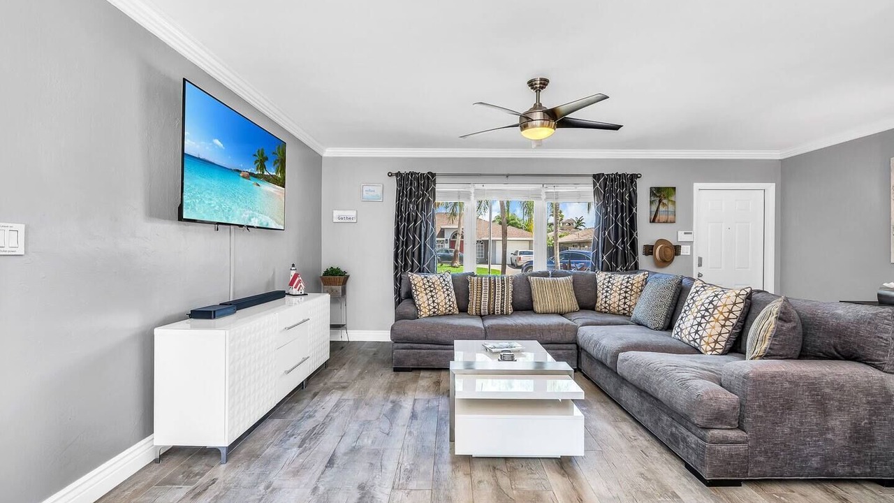 Photo of Bedroom in Deerfield Beach