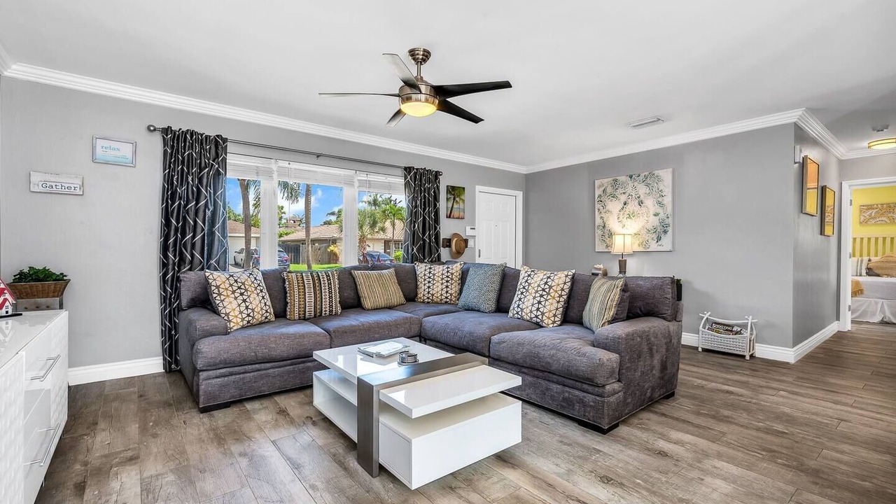 Photo of Bedroom in Deerfield Beach