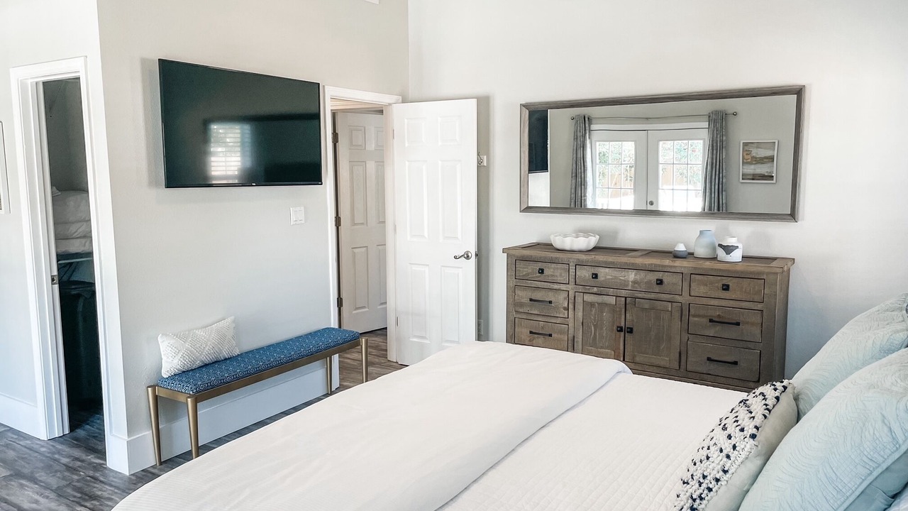 Photo of Bedroom in Gulfview Heights