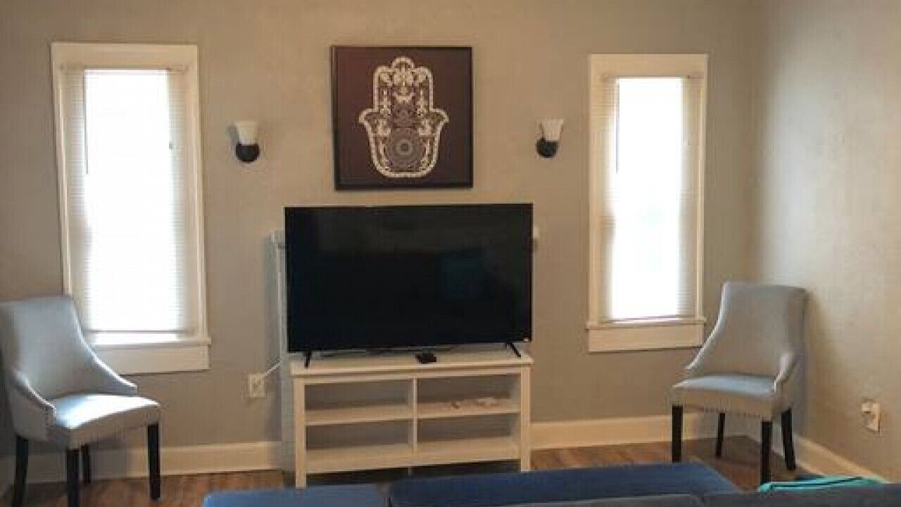 Photo of Livingroom in Bartlett Park