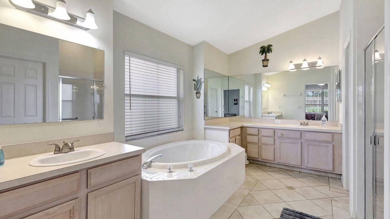 Photo of Bathroom in Sabal Harbour