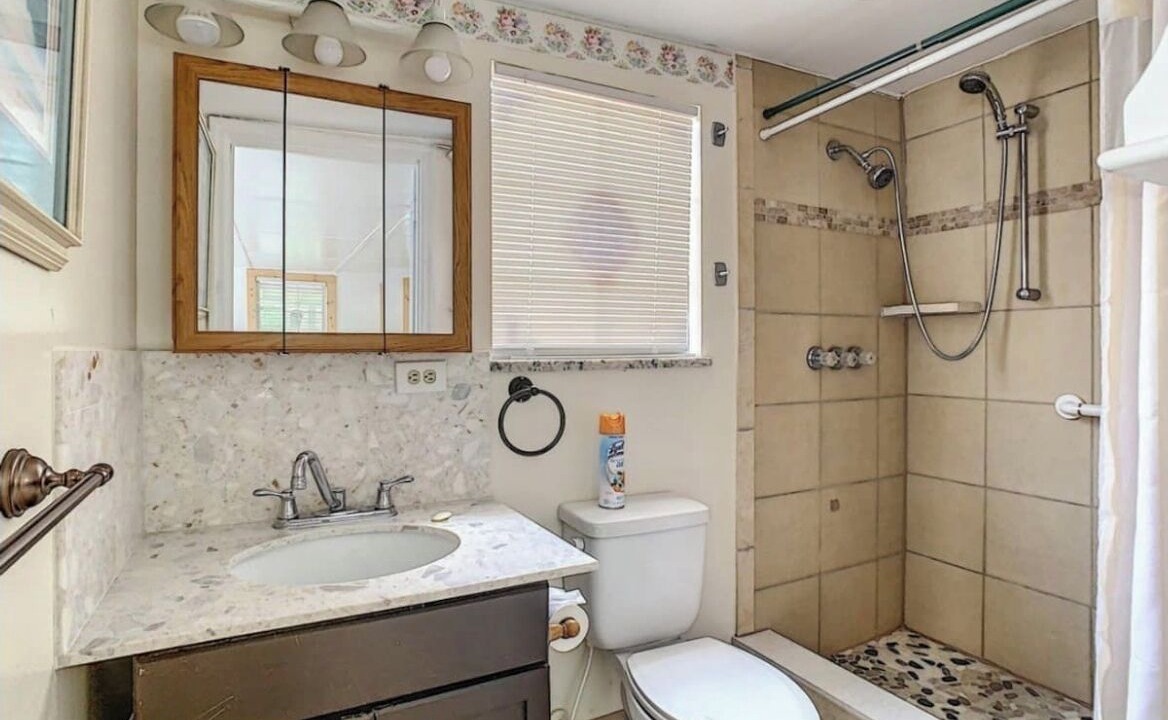 Photo of Bathroom in St. Nicholas