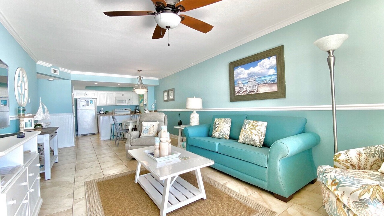 Photo of Livingroom in Gulf Lagoon Beach