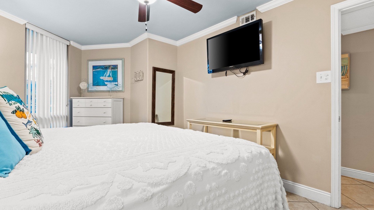 Photo of Bedroom in Gulf Lagoon Beach