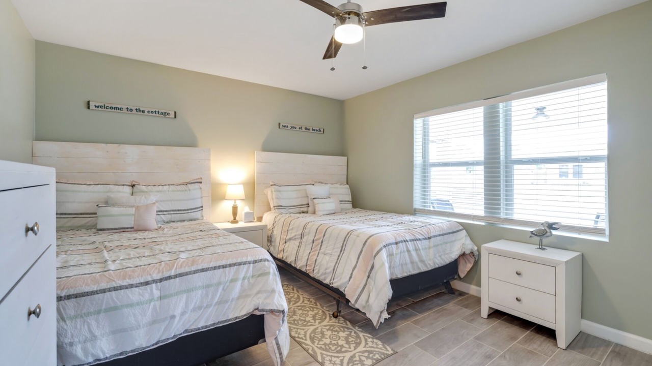 Photo of Bedroom in Biltmore Beach