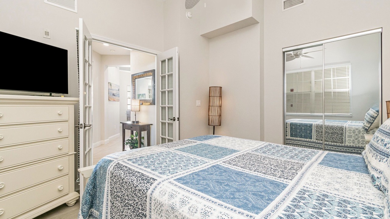 Photo of Bedroom in Bonita Shores