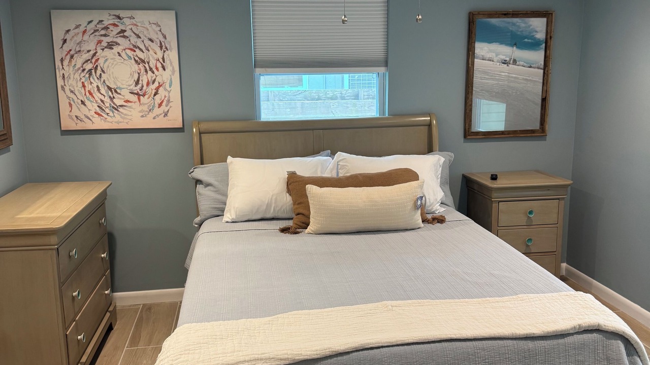 Photo of Bedroom in Englewood