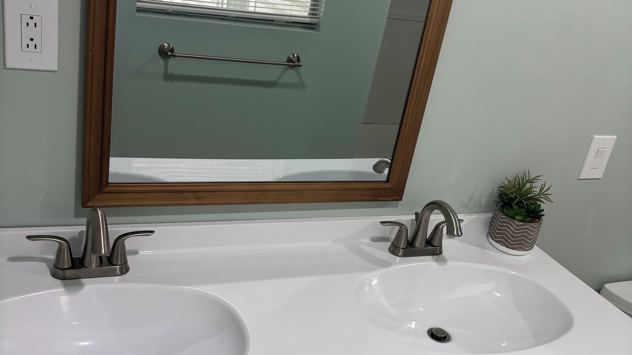 Photo of Bathroom in Englewood