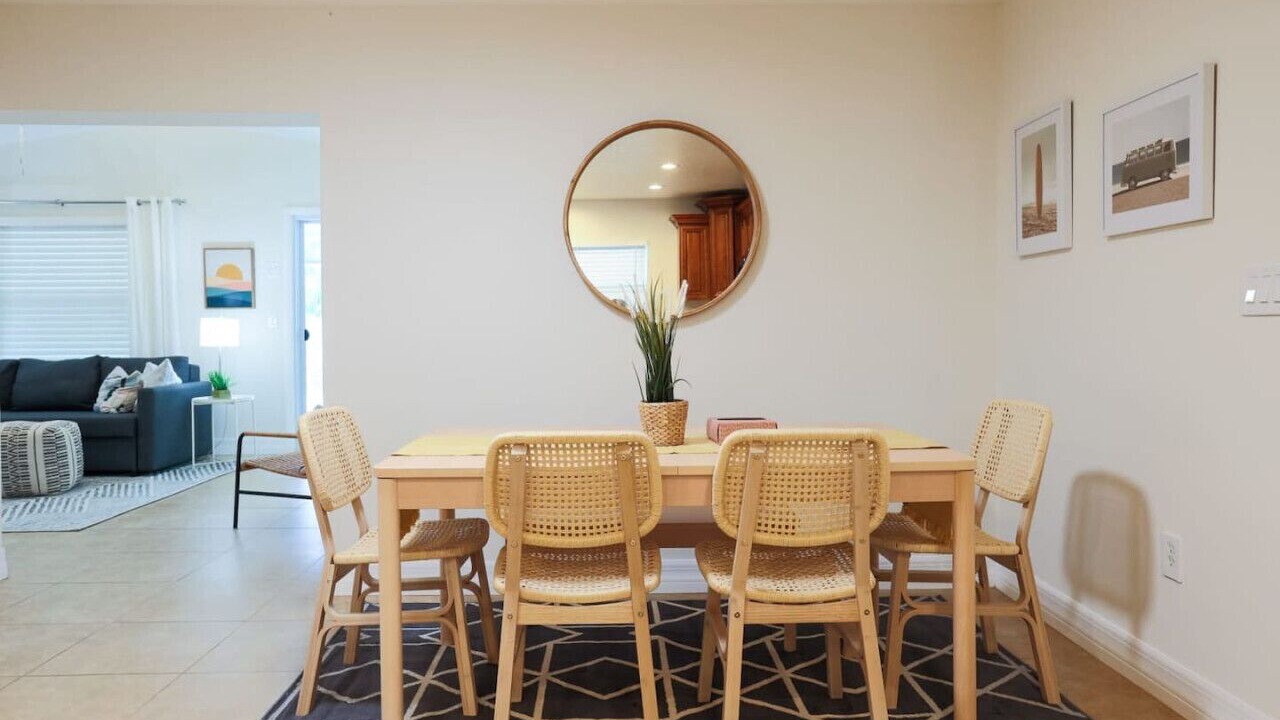 Photo of Livingroom in Apollo Beach