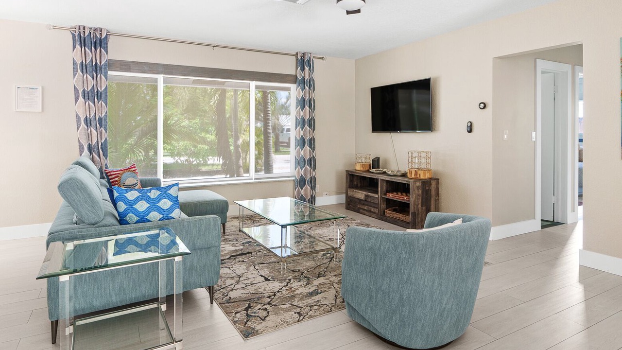 Photo of Livingroom in Deerfield Beach