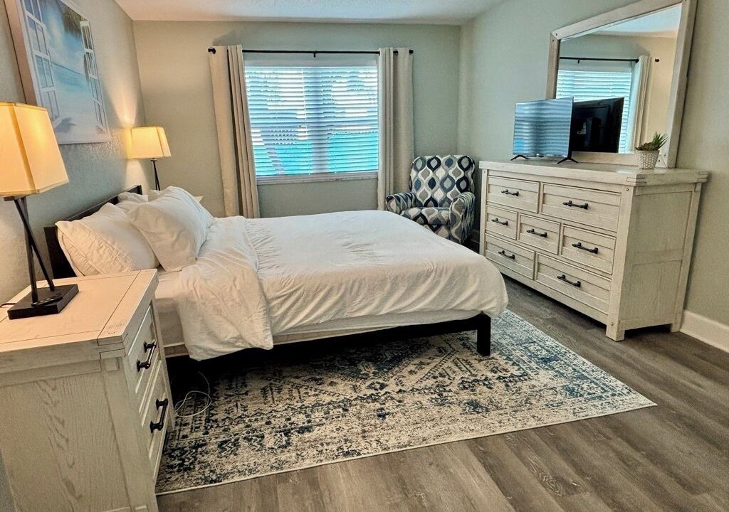 Photo of Bedroom in North Redington Beach