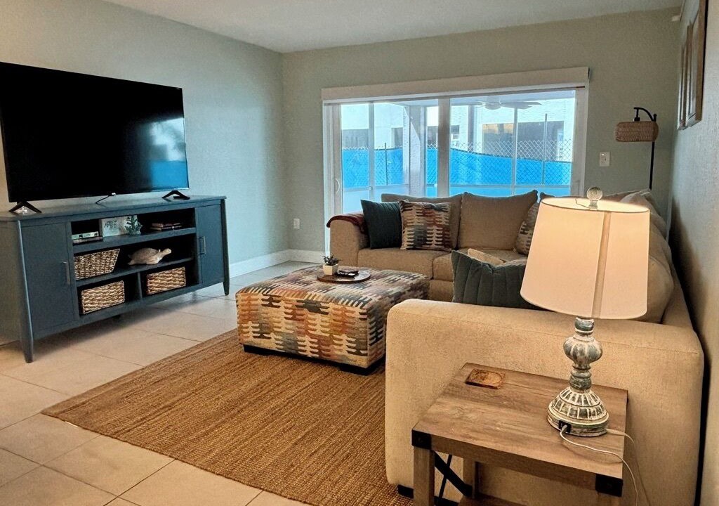 Photo of Livingroom in North Redington Beach