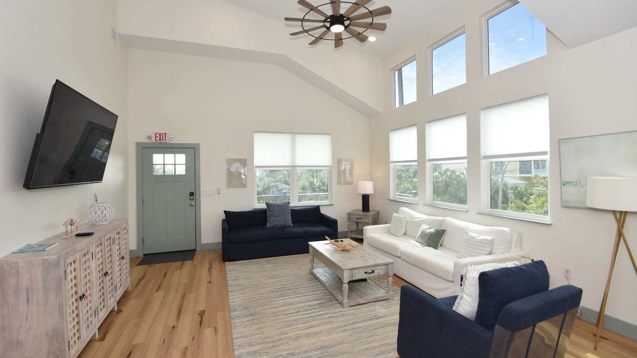 Photo of Livingroom in Marineland Acres