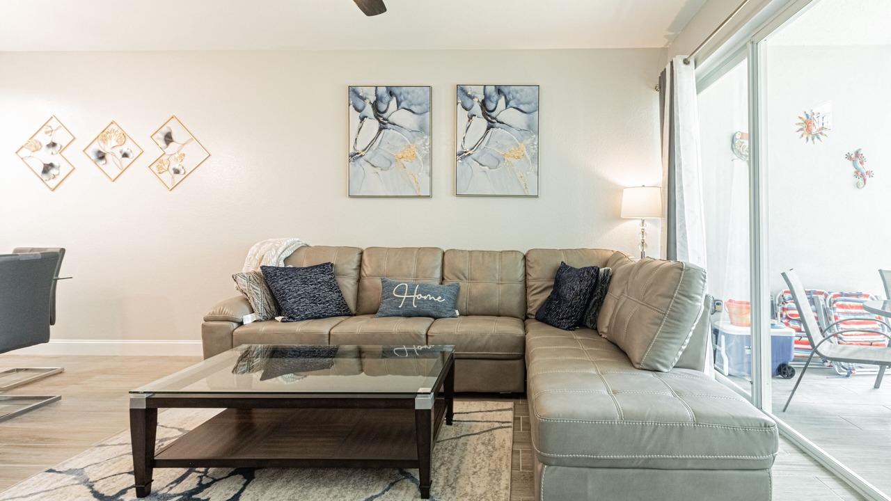 Photo of Livingroom in Naples