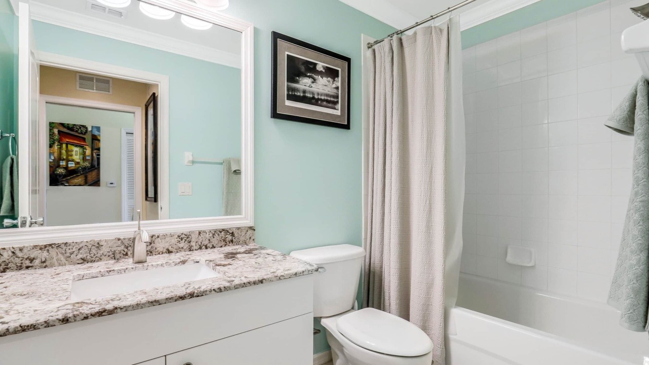 Photo of Bathroom in Naples