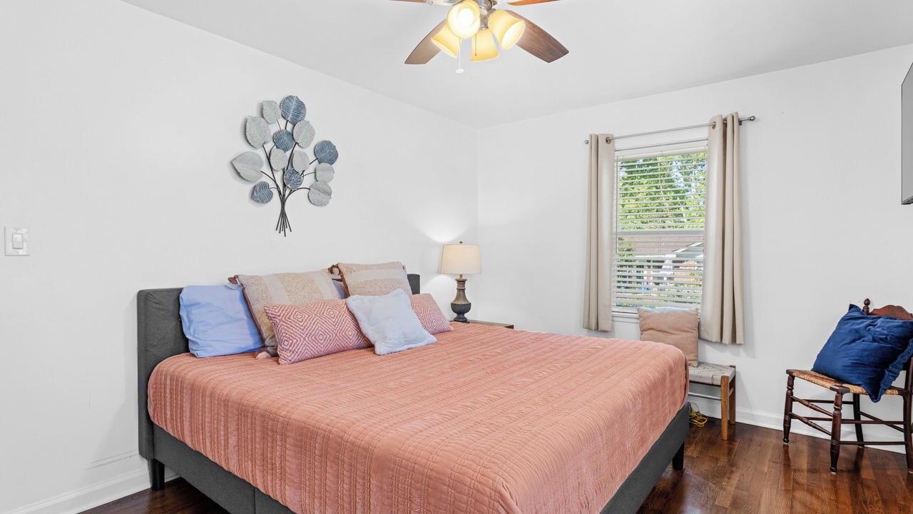 Photo of Bedroom in Valdosta