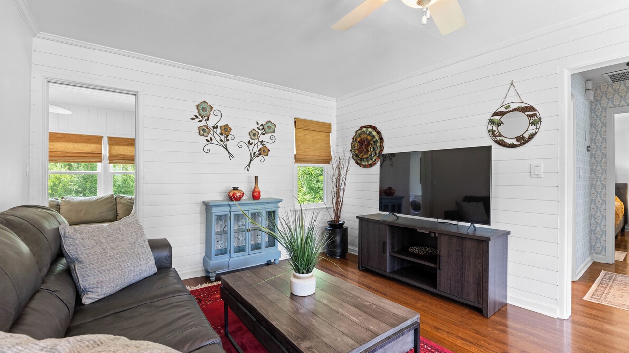 Photo of Bedroom in Valdosta