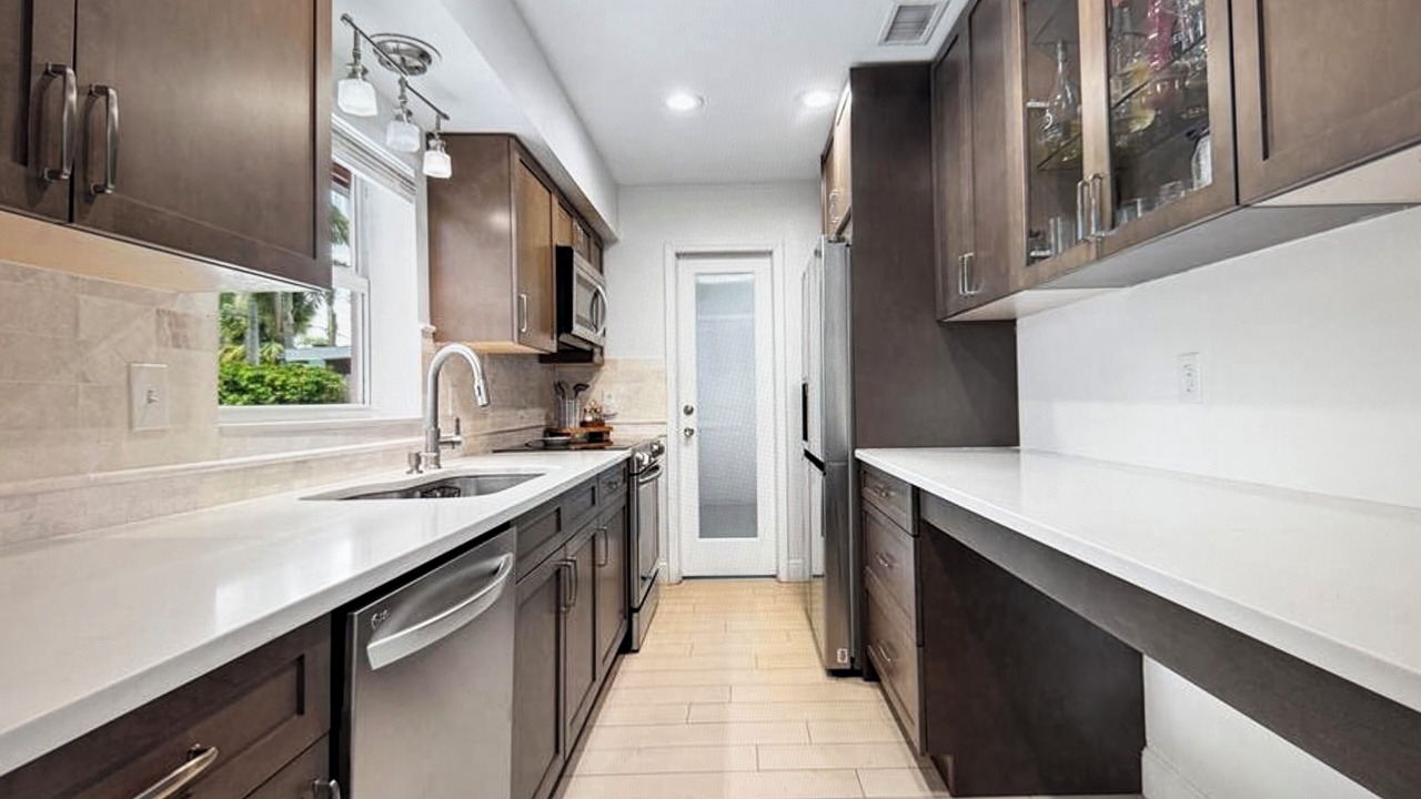 Photo of Kitchen in Tropic Palms