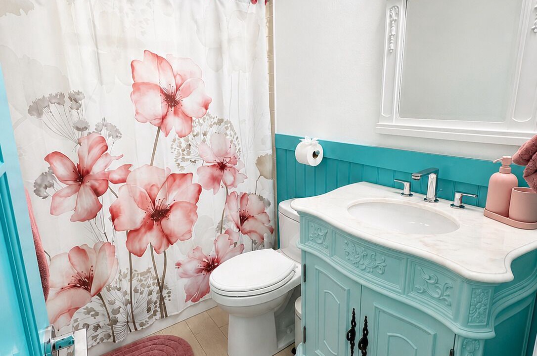 Photo of Bathroom in Tropic Palms