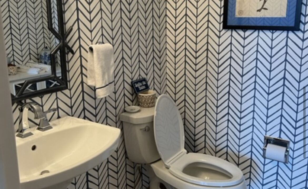 Photo of Bathroom in Flamingo Parks