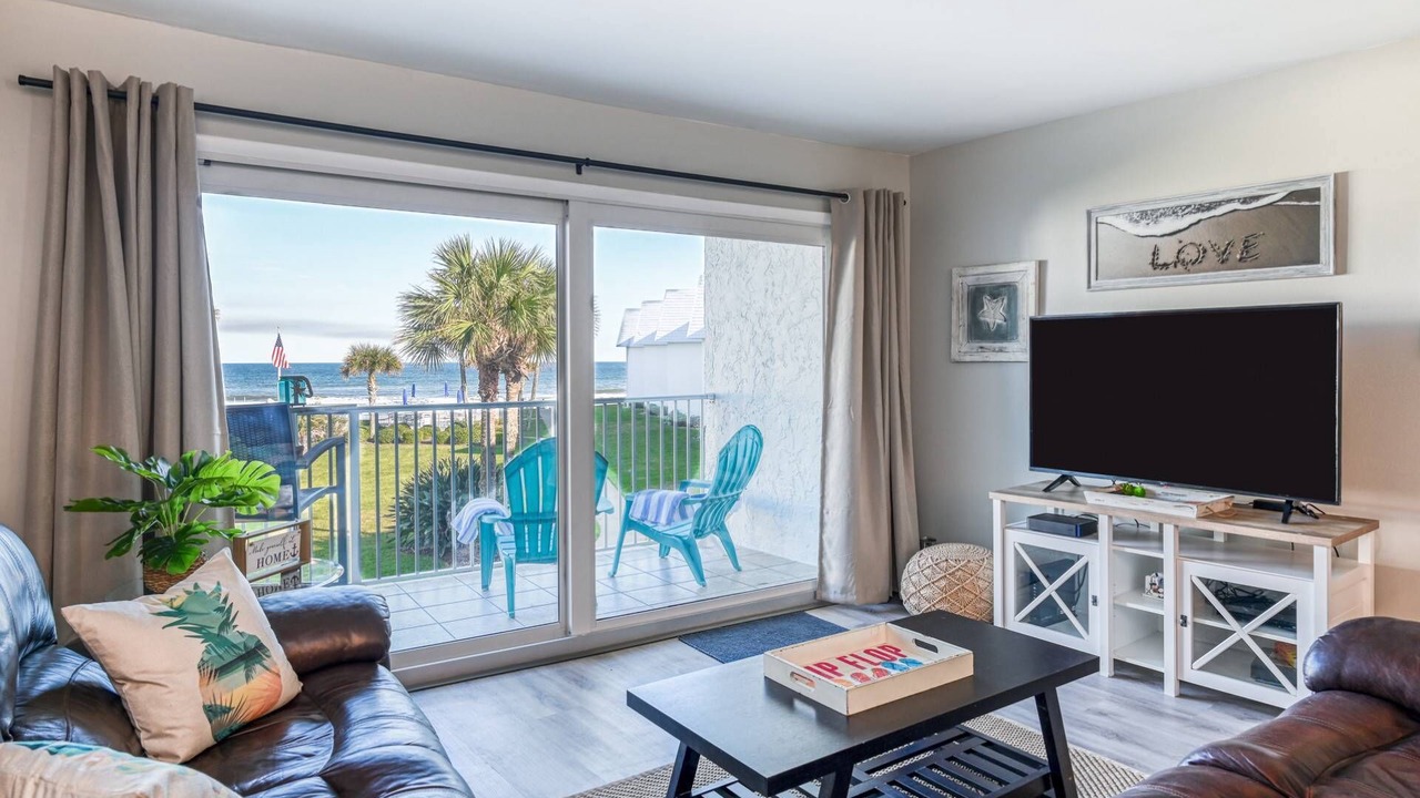 Photo of Bedroom in Crescent Beach