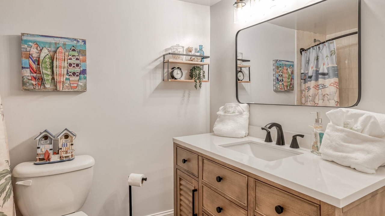 Photo of Bathroom in Crescent Beach